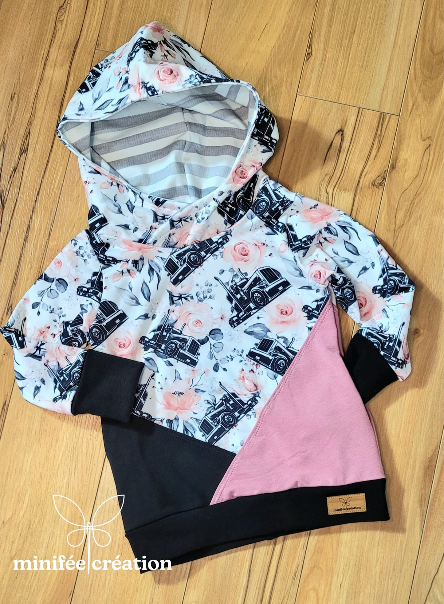 PERSONNALISÉ | Hoodie évolutif colorblock en triangles