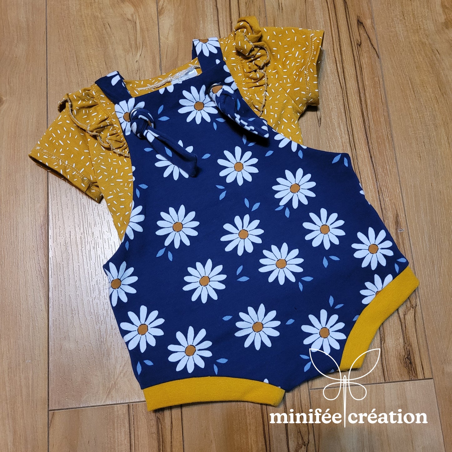 Ensemble évolutif | 3-6 mois, 6-9 mois, 9-12 mois, 12-18 mois | Marguerites